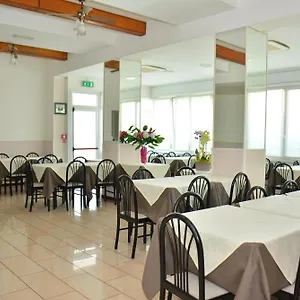 2* Hotel Marisa